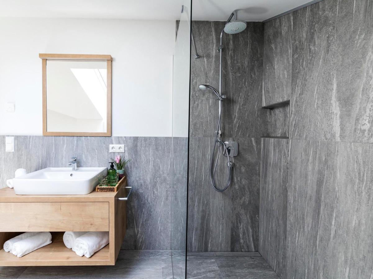 Zum Sonnentor App Larix Apartment Lutago Bagian luar foto