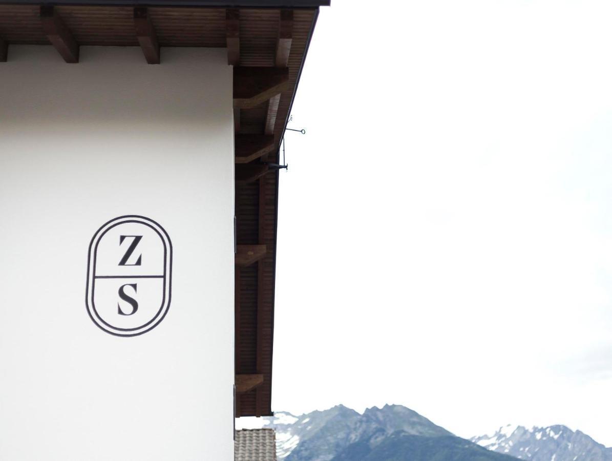 Zum Sonnentor App Larix Apartment Lutago Bagian luar foto